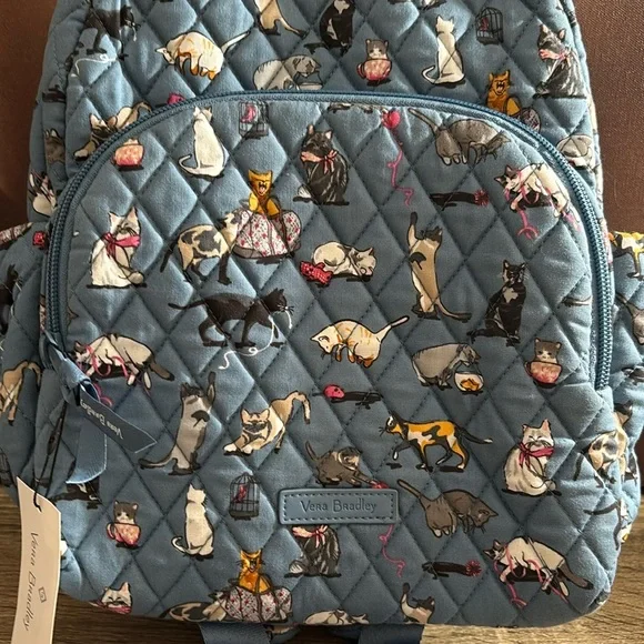 VB Small Essential Backpack - Cats Meow NWT - Picture 4 of 7